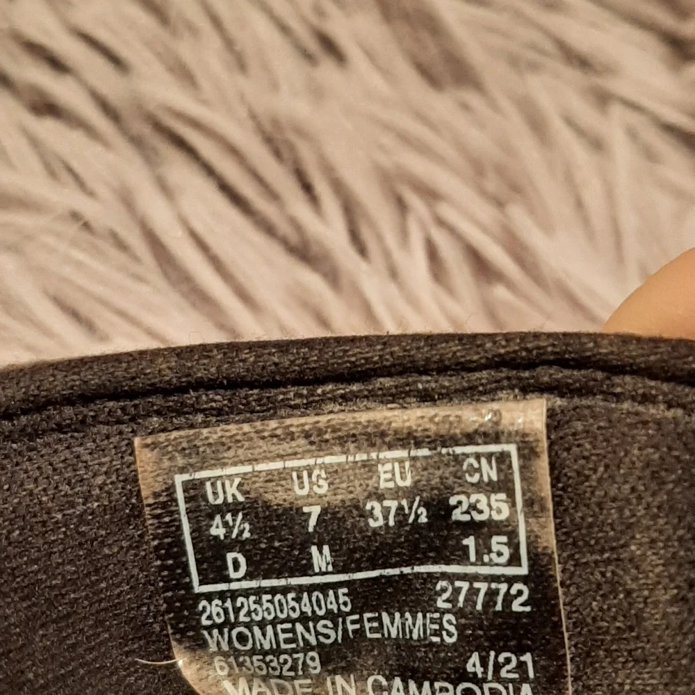 Clarks® Cloudsteppers Women's Flip Flop Sandals Black Size 7 - Picture 8 of 10